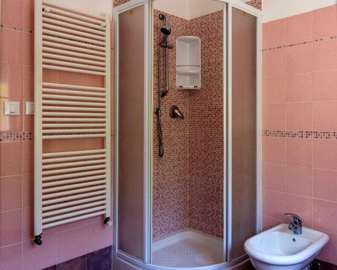 דירות דולצ'אקווה La Casa Di Elda מראה חיצוני תמונה